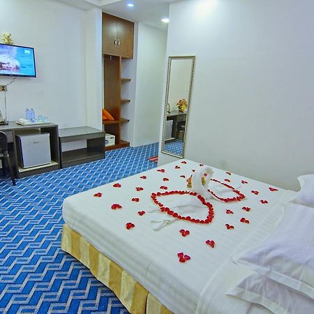 Perfect Hotel Mandalay Exterior photo
