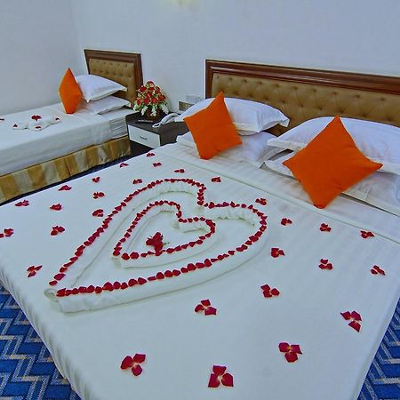 Perfect Hotel Mandalay Exterior photo