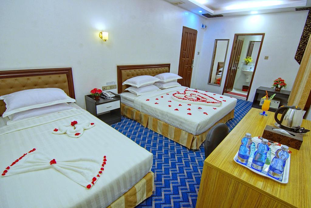 Perfect Hotel Mandalay Exterior photo