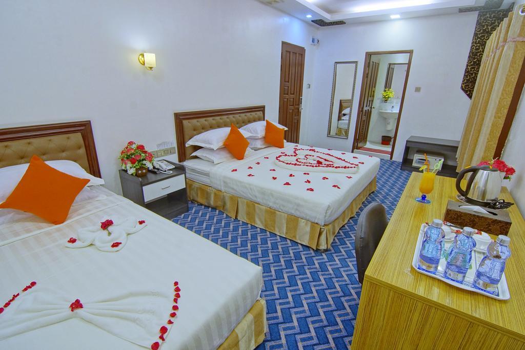 Perfect Hotel Mandalay Exterior photo