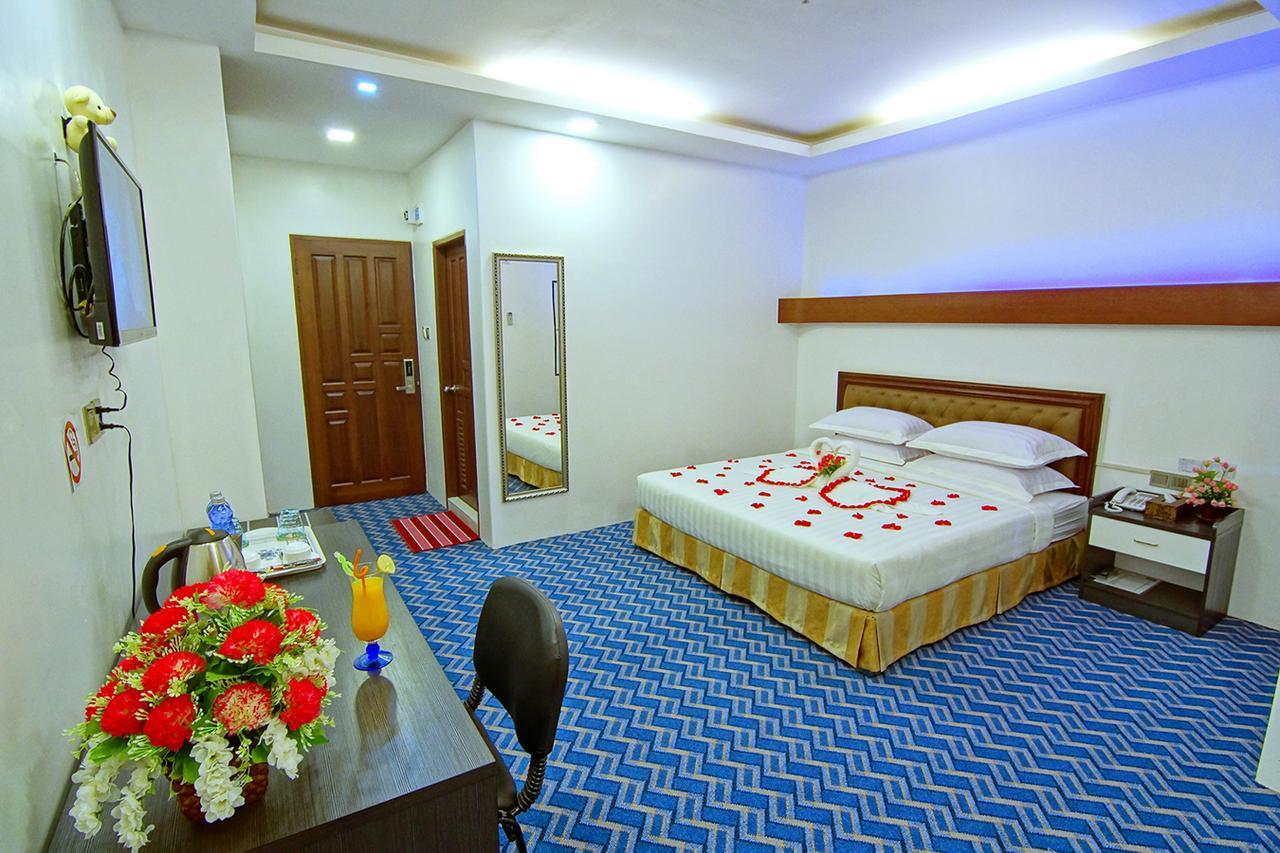 Perfect Hotel Mandalay Exterior photo